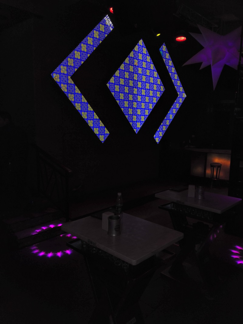 酒吧个性化LED显示屏