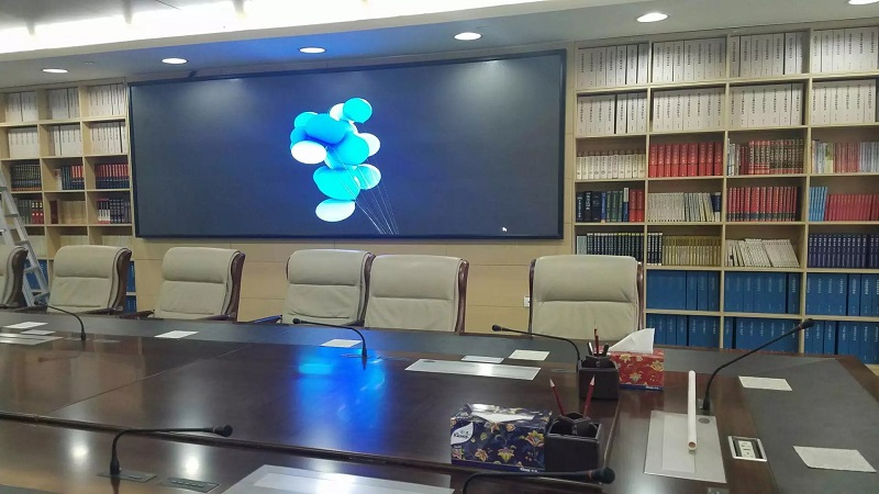 深圳小间距led显示屏价格多少钱