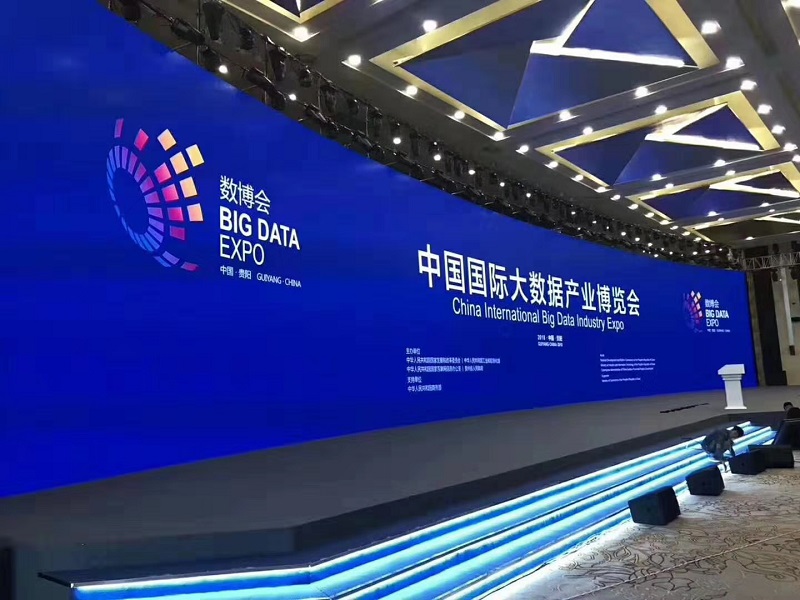 安装LED显示屏准备工作及安装步骤
