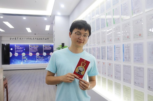 数字标牌售前工程师陈凯